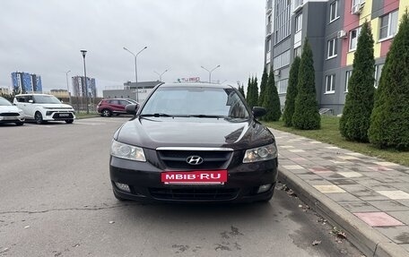 Hyundai Sonata VI, 2006 год, 810 000 рублей, 2 фотография