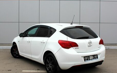 Opel Astra J, 2010 год, 650 000 рублей, 3 фотография