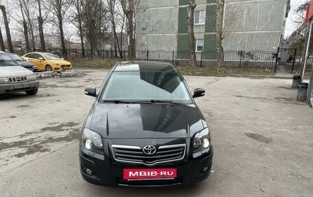 Toyota Avensis III рестайлинг, 2006 год, 780 000 рублей, 2 фотография