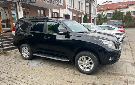 Toyota Land Cruiser Prado 150 рестайлинг 2, 2011 год, 2 690 000 рублей, 7 фотография