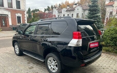 Toyota Land Cruiser Prado 150 рестайлинг 2, 2011 год, 2 690 000 рублей, 4 фотография