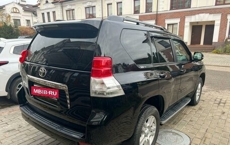 Toyota Land Cruiser Prado 150 рестайлинг 2, 2011 год, 2 690 000 рублей, 5 фотография