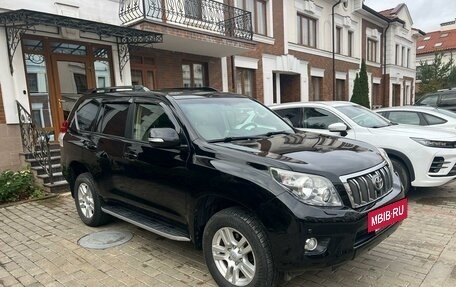 Toyota Land Cruiser Prado 150 рестайлинг 2, 2011 год, 2 690 000 рублей, 10 фотография