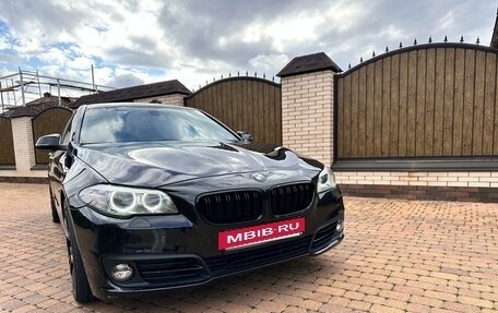 BMW 5 серия, 2015 год, 2 370 000 рублей, 2 фотография