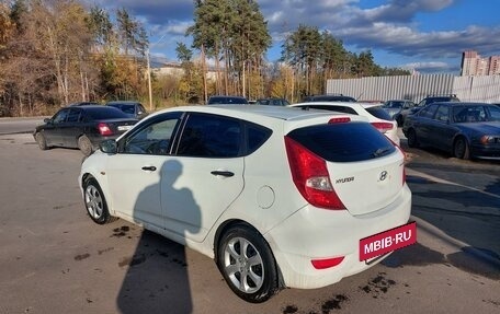 Hyundai Solaris II рестайлинг, 2013 год, 640 000 рублей, 6 фотография