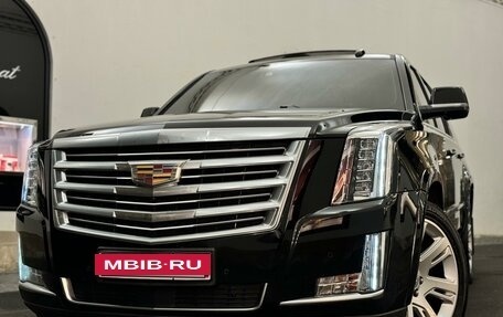 Cadillac Escalade IV, 2015 год, 3 995 000 рублей, 2 фотография