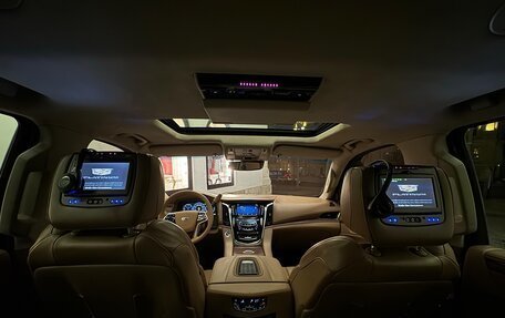 Cadillac Escalade IV, 2015 год, 3 995 000 рублей, 5 фотография