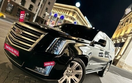 Cadillac Escalade IV, 2015 год, 3 995 000 рублей, 14 фотография