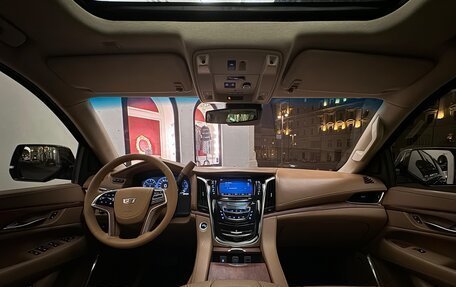 Cadillac Escalade IV, 2015 год, 3 995 000 рублей, 30 фотография