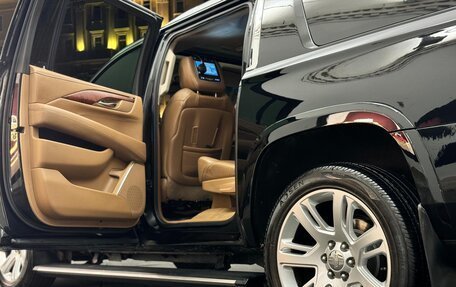 Cadillac Escalade IV, 2015 год, 3 995 000 рублей, 35 фотография