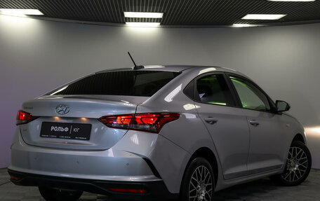 Hyundai Solaris II рестайлинг, 2021 год, 1 635 000 рублей, 22 фотография