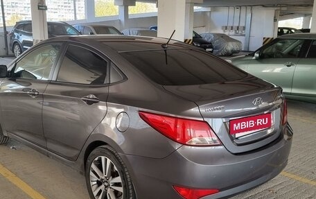 Hyundai Solaris II рестайлинг, 2015 год, 1 460 000 рублей, 11 фотография