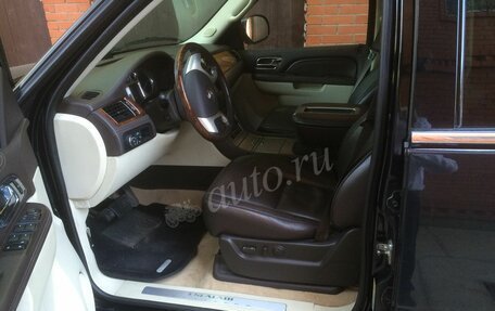 Cadillac Escalade III, 2011 год, 1 550 000 рублей, 4 фотография