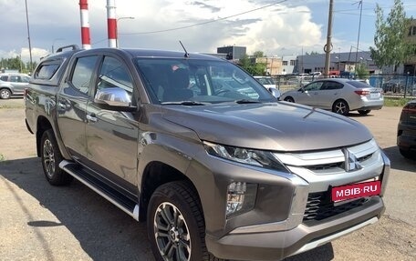 Mitsubishi L200 IV рестайлинг, 2019 год, 3 139 000 рублей, 1 фотография