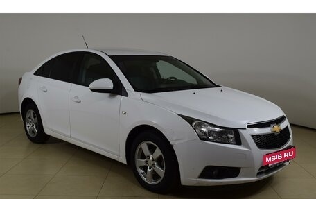 Chevrolet Cruze II, 2010 год, 745 000 рублей, 3 фотография