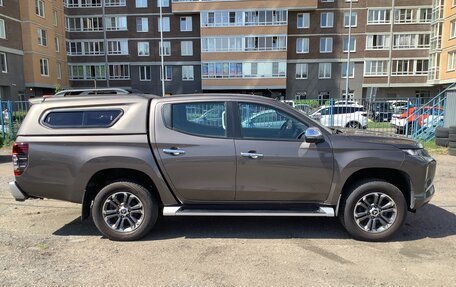 Mitsubishi L200 IV рестайлинг, 2019 год, 3 139 000 рублей, 7 фотография