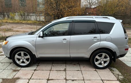 Mitsubishi Outlander III рестайлинг 3, 2007 год, 1 150 000 рублей, 8 фотография