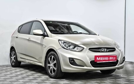 Hyundai Solaris II рестайлинг, 2011 год, 650 000 рублей, 3 фотография