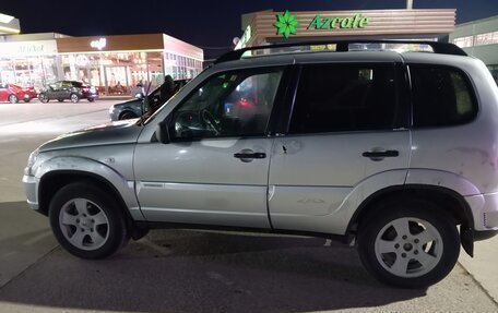 Chevrolet Niva I рестайлинг, 2012 год, 430 000 рублей, 2 фотография