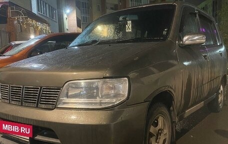 Nissan Cube II, 2000 год, 260 000 рублей, 2 фотография