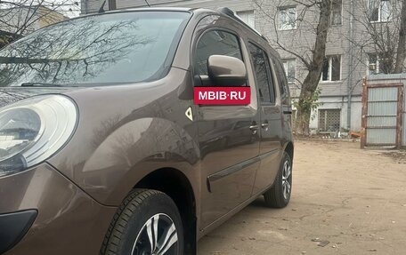 Renault Kangoo II рестайлинг, 2012 год, 840 000 рублей, 13 фотография