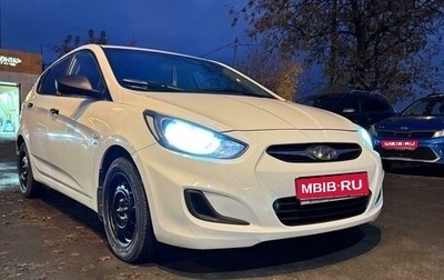 Hyundai Solaris II рестайлинг, 2014 год, 950 000 рублей, 1 фотография