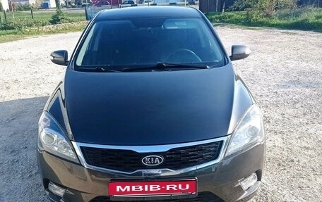 KIA cee'd I рестайлинг, 2010 год, 820 000 рублей, 6 фотография