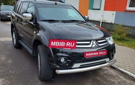 Mitsubishi Pajero Sport II рестайлинг, 2013 год, 2 700 000 рублей, 5 фотография