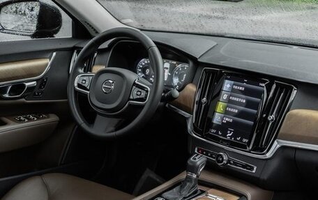 Volvo S90 II рестайлинг, 2021 год, 3 000 850 рублей, 21 фотография