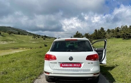 Volkswagen Touareg III, 2014 год, 2 600 000 рублей, 2 фотография