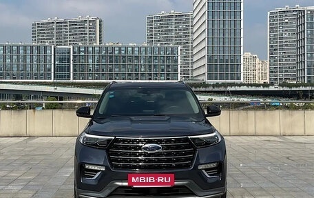 Ford Explorer VI, 2020 год, 3 010 000 рублей, 2 фотография