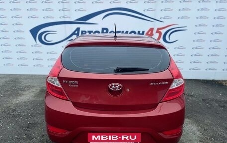 Hyundai Solaris II рестайлинг, 2011 год, 656 000 рублей, 4 фотография