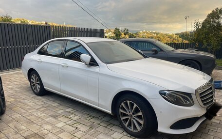 Mercedes-Benz E-Класс, 2019 год, 4 144 000 рублей, 2 фотография