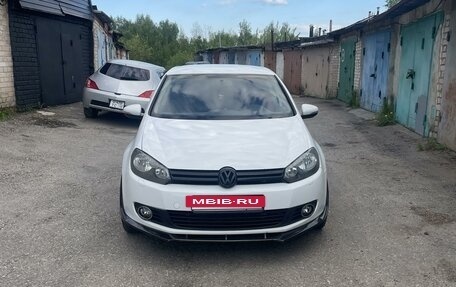 Volkswagen Golf VI, 2009 год, 750 000 рублей, 2 фотография