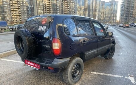 Chevrolet Niva I рестайлинг, 2004 год, 215 000 рублей, 5 фотография