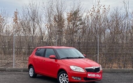 Skoda Fabia II, 2011 год, 650 000 рублей, 3 фотография