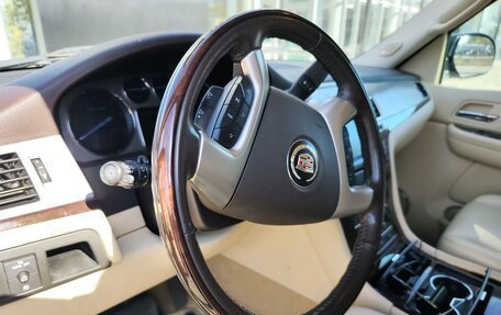 Cadillac Escalade III, 2008 год, 2 250 000 рублей, 9 фотография