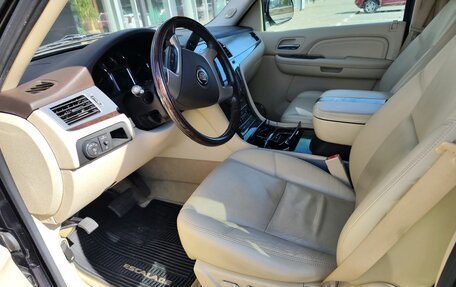 Cadillac Escalade III, 2008 год, 2 250 000 рублей, 7 фотография