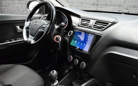 KIA Rio III рестайлинг, 2015 год, 12 фотография