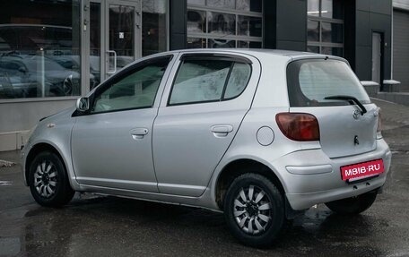 Toyota Vitz, 2002 год, 450 000 рублей, 3 фотография