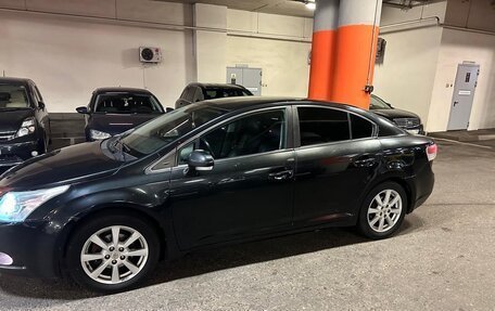 Toyota Avensis III рестайлинг, 2011 год, 900 000 рублей, 4 фотография