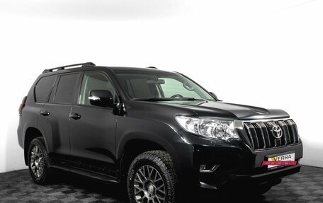 Toyota Land Cruiser Prado 150 рестайлинг 2, 2021 год, 5 300 000 рублей, 4 фотография