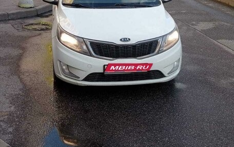 KIA Rio III рестайлинг, 2012 год, 500 000 рублей, 3 фотография