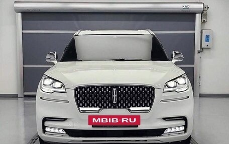 Lincoln Aviator II, 2020 год, 5 443 000 рублей, 2 фотография