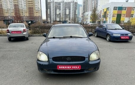 Hyundai Sonata IV рестайлинг, 2000 год, 170 000 рублей, 1 фотография