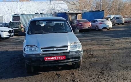 Chevrolet Niva I рестайлинг, 2006 год, 435 000 рублей, 1 фотография