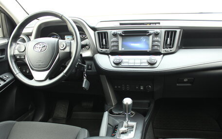 Toyota RAV4, 2016 год, 2 550 000 рублей, 14 фотография