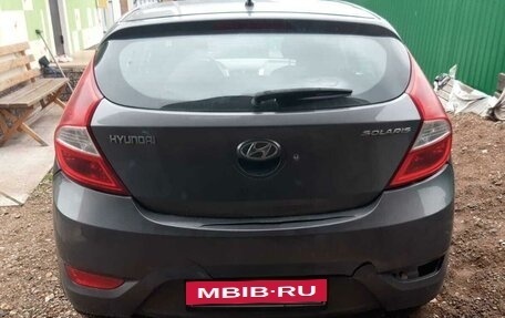 Hyundai Solaris II рестайлинг, 2012 год, 650 000 рублей, 4 фотография