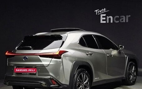 Lexus UX I, 2021 год, 2 800 300 рублей, 2 фотография