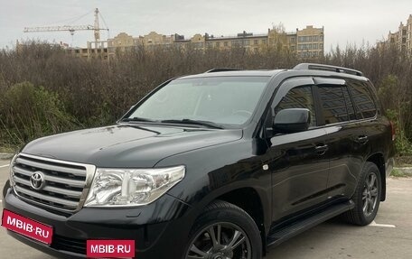 Toyota Land Cruiser 200, 2011 год, 3 230 000 рублей, 2 фотография